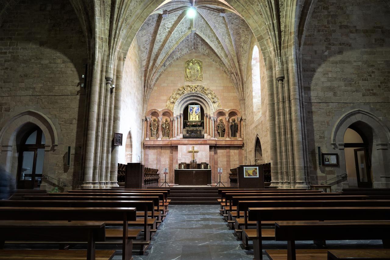 Anguiano Monasterio De Santa Maria De Valvanera מראה חיצוני תמונה